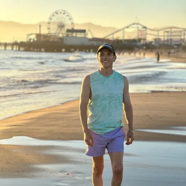 Aitor en la playa de Santa Mónica, en Los Ángeles